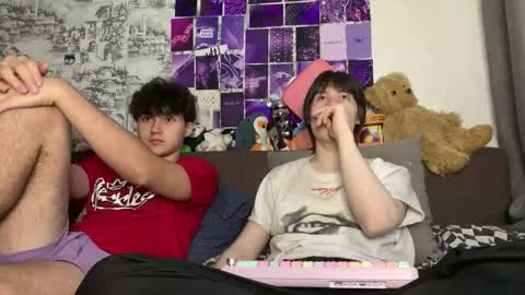 Snapshot of ololkd chatting on November 21, 2025, 6:23 am Tony online show from November 21, 2025, 6:23 am