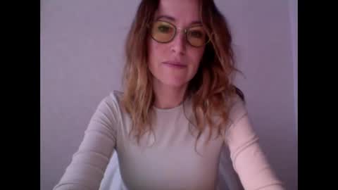 Snapshot of olyra11 chatting on March 7, 2026, 10:01 am olyra11 online show from March 7, 2026, 10:01 am