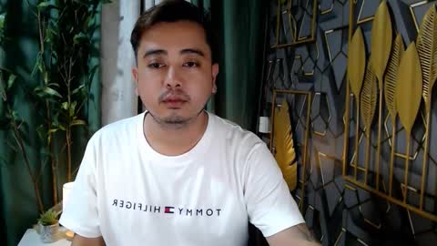 omar_asianfuck online show from November 21, 2025, 9:41 am