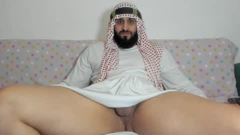 Snapshot of omar_xoxo chatting on May 21, 2026, 6:53 am Omar online show from May 21, 2026, 6:53 am