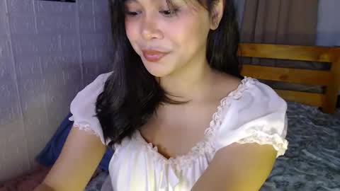 Snapshot of omariaennaid chatting on March 26, 2026, 2:06 am Angel online show from March 26, 2026, 2:06 am