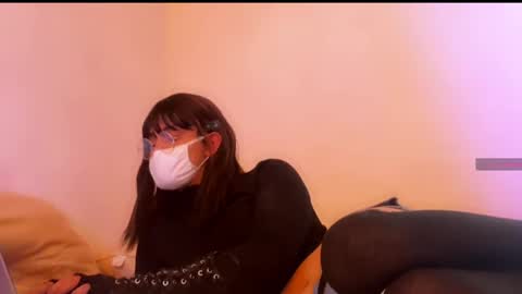 amy 3 online show from September 21, 2025, 10:11 pm