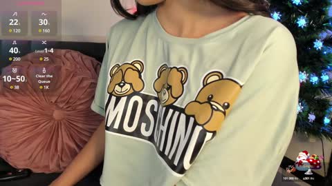 Snapshot of on_tefa chatting on December 14, 2024, 4:12 am Violette online show from December 14, 2024, 4:12 am