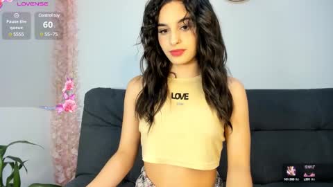 Snapshot of on_tefa chatting on February 27, 2025, 11:04 pm Violette online show from February 27, 2025, 11:04 pm