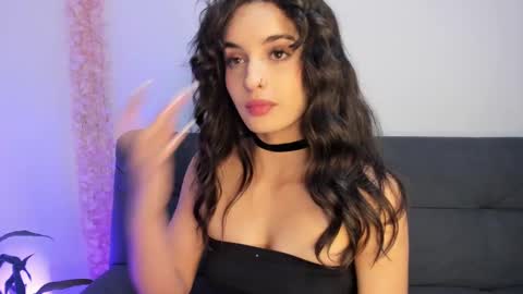 Snapshot of on_tefa chatting on March 1, 2025, 12:39 am Violette online show from March 1, 2025, 12:39 am