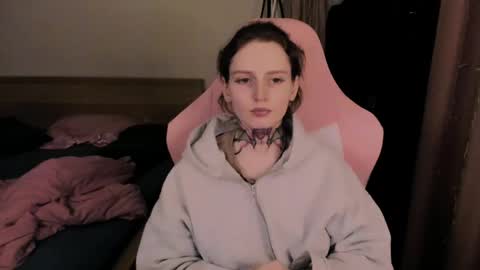 on_yxxx online show from May 26, 2026, 6:59 pm