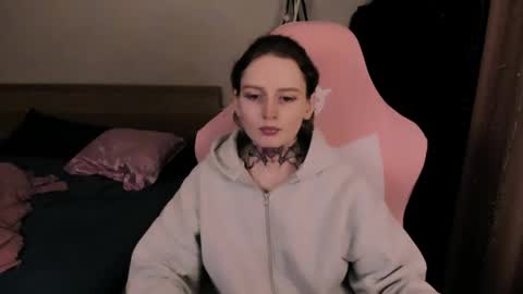 on_yxxx online show from May 27, 2026, 9:01 pm