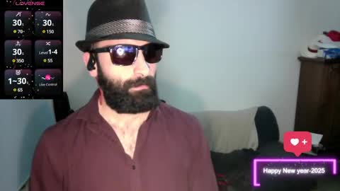 Snapshot of ona_nisme chatting on January 1, 2025, 5:22 pm ona nisme online show from January 1, 2025, 5:22 pm