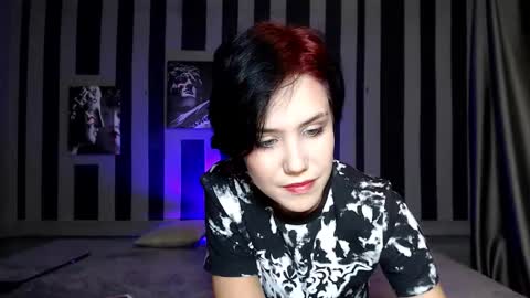 onaloon online show from September 11, 2025, 1:39 am