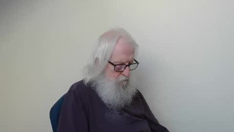 Somewhere over the rainbow online show from April 25, 2026, 5:21 am