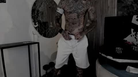 Snapshot of onceagain97_ chatting on April 28, 2026, 7:19 pm ... online show from April 28, 2026, 7:19 pm