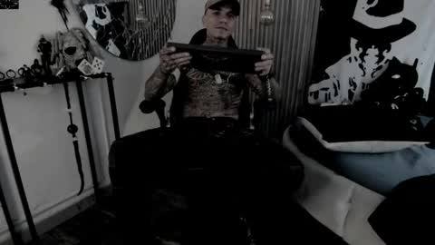 Snapshot of onceagain97_ chatting on May 7, 2026, 11:54 pm ... online show from May 7, 2026, 11:54 pm