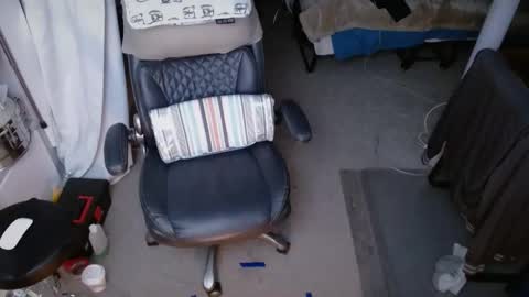 ondoko1234 online show from February 14, 2026, 6:04 pm