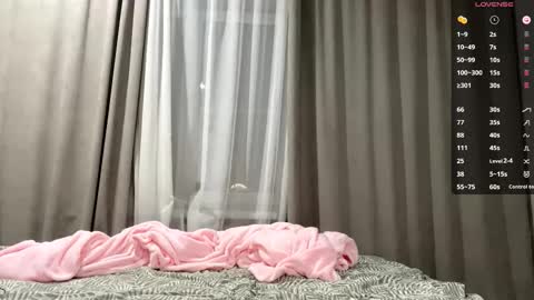 Eva online show from October 24, 2025, 3:19 pm