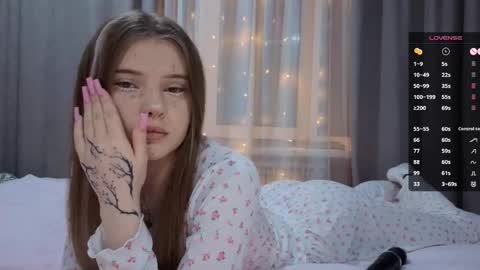 Eva online show from December 22, 2025, 1:41 pm