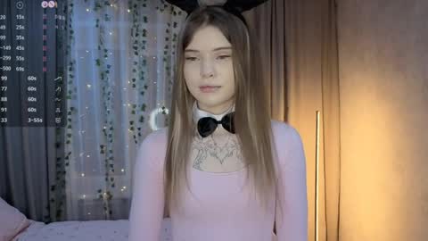 Eva online show from April 5, 2026, 2:03 pm