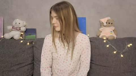 Snapshot of one_more_touch chatting on May 28, 2026, 1:30 pm Eva online show from May 28, 2026, 1:30 pm