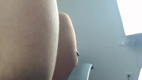 onebestlover online show from March 2, 2025, 6:19 pm