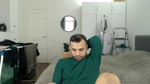 Snapshot of onebestlover chatting on January 17, 2026, 9:47 am onebestlover online show from January 17, 2026, 9:47 am