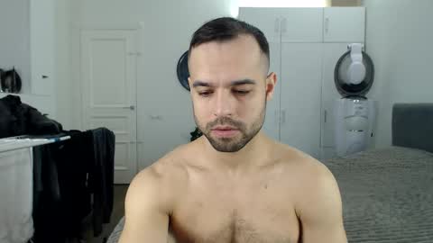 Snapshot of onebestlover chatting on January 19, 2026, 8:51 am onebestlover online show from January 19, 2026, 8:51 am