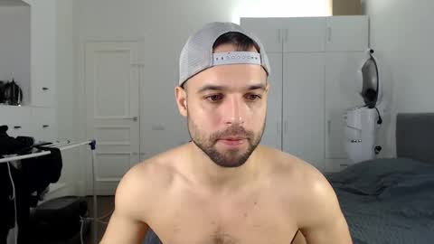 Snapshot of onebestlover chatting on March 1, 2026, 7:54 am onebestlover online show from March 1, 2026, 7:54 am