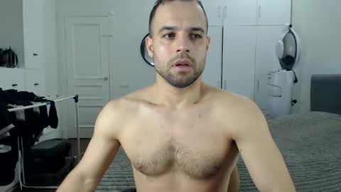 Snapshot of onebestlover chatting on March 3, 2026, 8:42 am onebestlover online show from March 3, 2026, 8:42 am