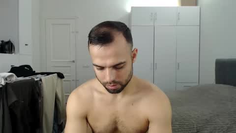 Snapshot of onebestlover chatting on March 23, 2026, 9:24 am onebestlover online show from March 23, 2026, 9:24 am