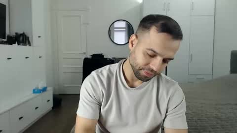 Snapshot of onebestlover chatting on March 30, 2026, 5:41 am onebestlover online show from March 30, 2026, 5:41 am