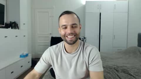 Snapshot of onebestlover chatting on March 30, 2026, 5:47 pm onebestlover online show from March 30, 2026, 5:47 pm