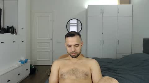 Snapshot of onebestlover chatting on April 7, 2026, 8:26 am onebestlover online show from April 7, 2026, 8:26 am