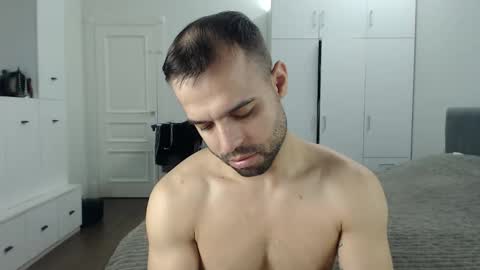 Snapshot of onebestlover chatting on May 10, 2026, 8:08 am onebestlover online show from May 10, 2026, 8:08 am
