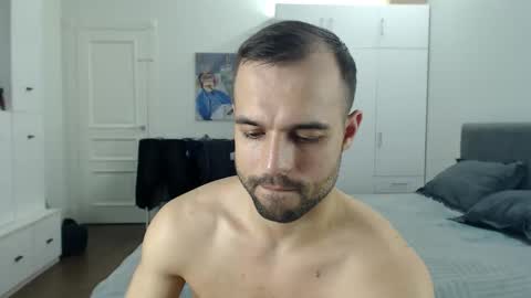 Snapshot of onebestlover chatting on May 31, 2026, 6:09 pm onebestlover online show from May 31, 2026, 6:09 pm