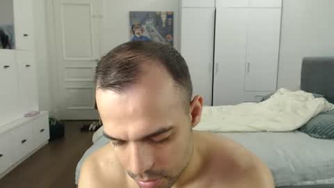 onebestlover online show from July 27, 2026, 7:59 am