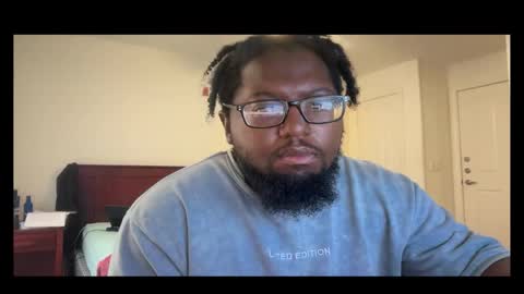 Snapshot of onegenerativestudio chatting on December 3, 2025, 6:28 pm Friday and the Guys online show from December 3, 2025, 6:28 pm