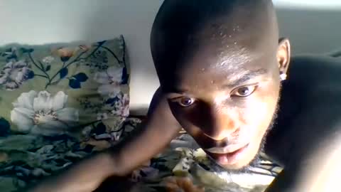 Snapshot of onelovescottland chatting on July 21, 2026, 3:14 pm triiatan and scott online show from July 21, 2026, 3:14 pm