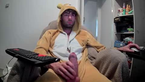 Snapshot of onesieboyx chatting on December 19, 2025, 9:49 am onesieboyx online show from December 19, 2025, 9:49 am