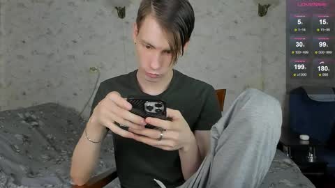 Snapshot of only_eric chatting on April 18, 2026, 11:14 am Erick online show from April 18, 2026, 11:14 am
