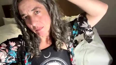 Snapshot of onlyfiona chatting on November 10, 2025, 4:33 am OnlyFiona and Friend online show from November 10, 2025, 4:33 am