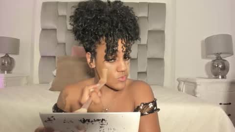 Snapshot of onlygia chatting on February 9, 2026, 8:57 pm Only online show from February 9, 2026, 8:57 pm