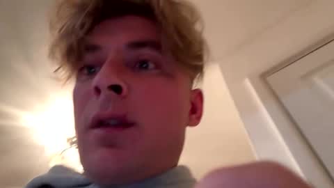 onlyloveyoutwice2016 online show from February 20, 2026, 8:42 pm