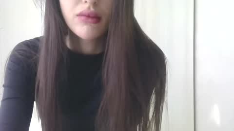 onlyol online show from February 24, 2025, 11:32 am