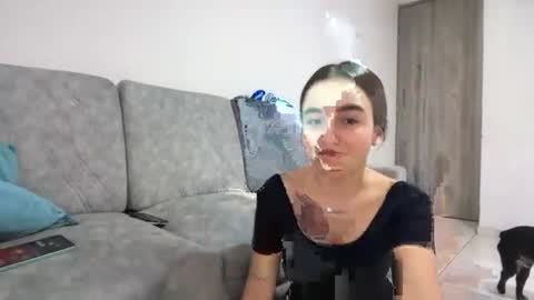 Snapshot of onlythem777 chatting on June 25, 2026, 9:30 pm PAREJA LATINA JOVEN MUY CACHONDOS online show from June 25, 2026, 9:30 pm