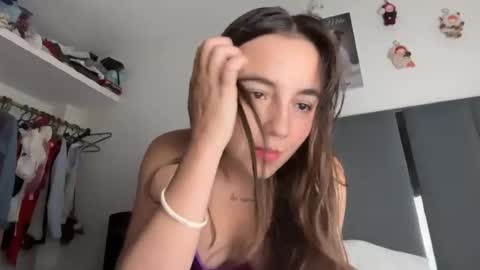 Snapshot of onlythem777 chatting on July 27, 2026, 9:00 pm PAREJA LATINA JOVEN MUY CACHONDOS online show from July 27, 2026, 9:00 pm