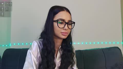 Snapshot of onlyxandra7 chatting on January 18, 2025, 8:20 am Xandra online show from January 18, 2025, 8:20 am