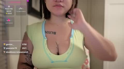 Miss Girly online show from March 17, 2026, 8:50 am