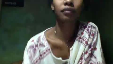 Snapshot of oolyette chatting on November 14, 2025, 7:51 am oolyette online show from November 14, 2025, 7:51 am