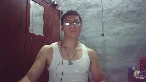 oomaurooo online show from September 17, 2025, 12:34 am