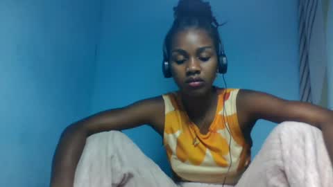 oooorazanasoa online show from July 19, 2026, 9:29 pm