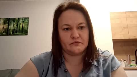 Ophelia online show from April 10, 2026, 8:02 pm