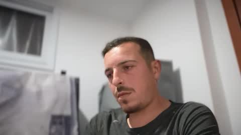 or online show from October 27, 2025, 5:17 pm